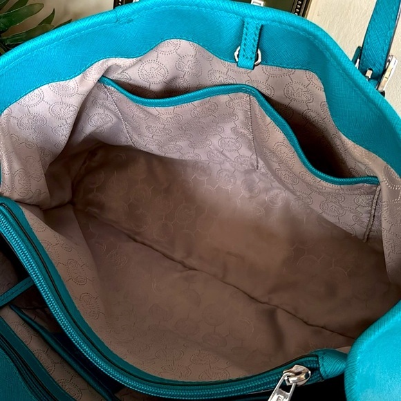 Michael Kors Saffiano Leather Jet Set Large Tote Turquoise Blue Shoulder Bag - Picture 10 of 16